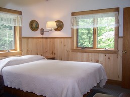 Room 4 - Bed